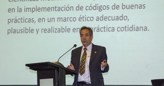 Presidente Asocimed, Panelista en Seminario Internacional