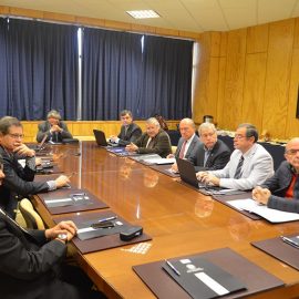 Consejo de Decanos en Puerto Montt, día previo al Congreso.