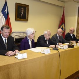 02 Dr. Ramón Florenzano, Nuevo Miembro Honorario De La Academia Chilena De Medicina