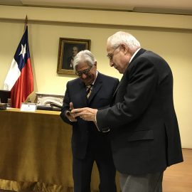 Dr. Ramiro Molina - Nuevo Miembro Honorario de la Academia de Medicina